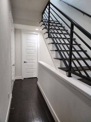 House, 3 Bedrooms, Balcony, City View | Interior - "modern 3bed Townhome. Near Nrg" (Houston)