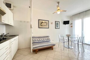 Imagen sin descripción, 5 de 8, botón