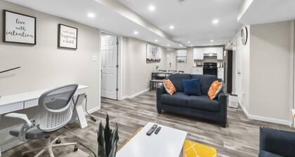 Modern 1-BR Apartment