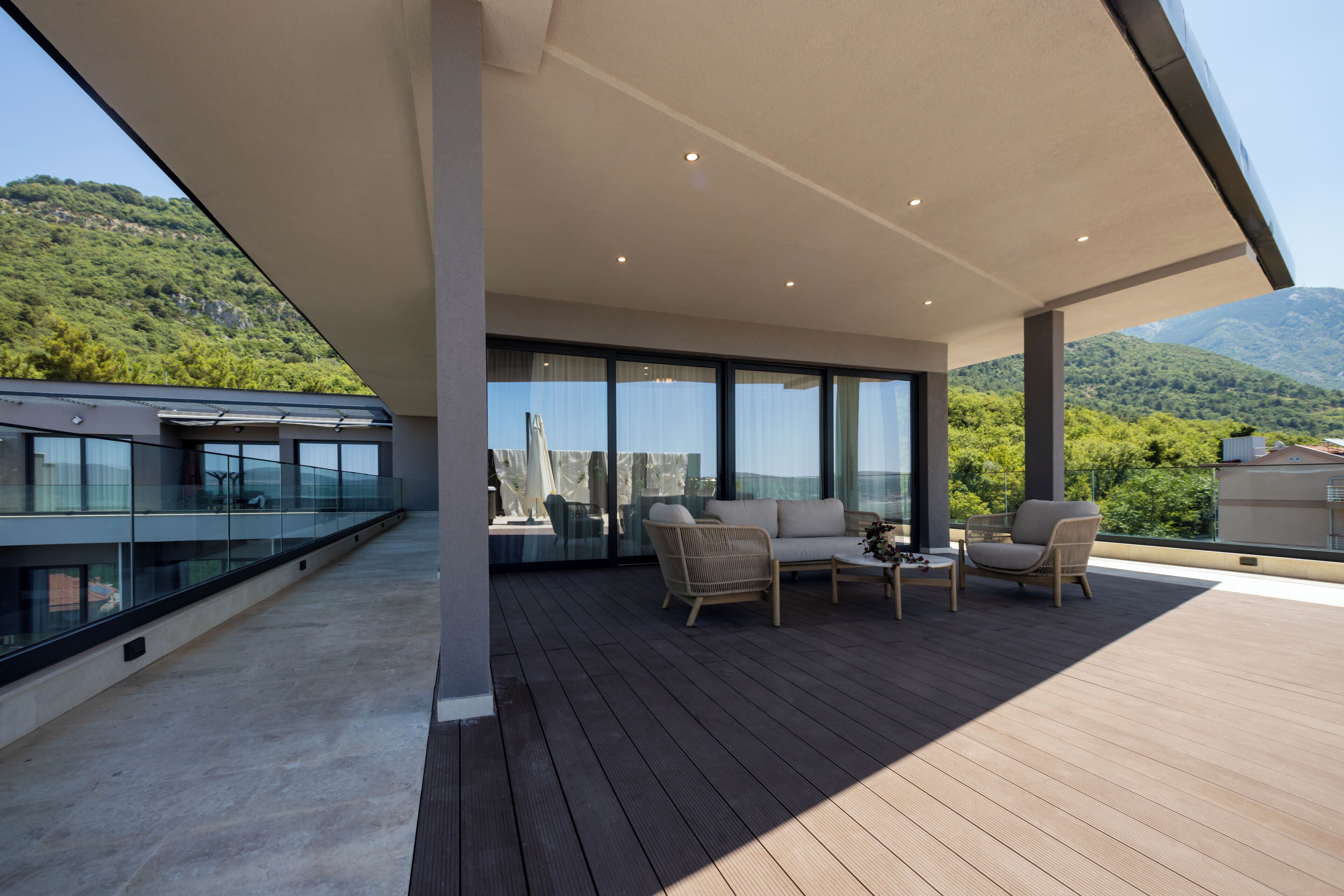 Honeymoon Penthouse, Hot Tub, Bay View | Terrace/patio