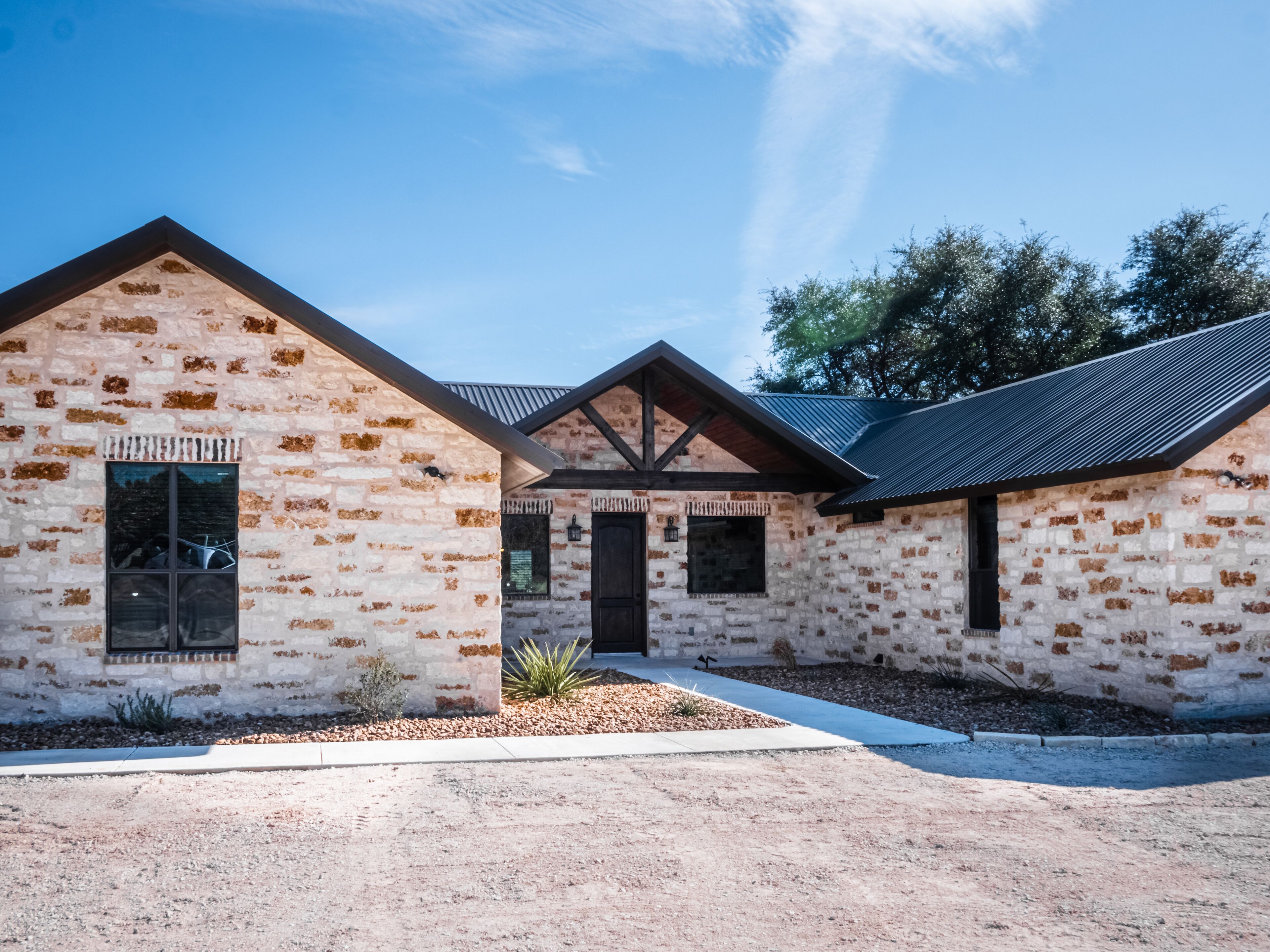 Custom Home with high end finishes, located in the beautiful Golf Course