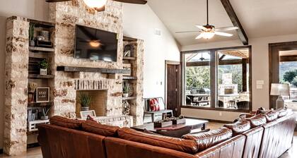 Custom Home with high end finishes, located in the beautiful Golf Course