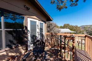 Property grounds - Riverfront Vacation Home (Concan)