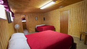 2 室のベッドルーム、WiFi、ベッドシーツ