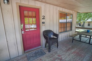 Outdoor dining - Frio Country Resort - Within walking distance to the Frio River! (Concan)