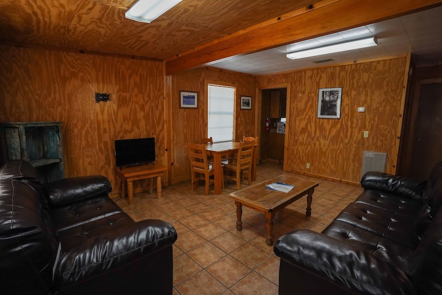 Frio Country #5 - Within Walking Distance To The Frio River! - Concan, TX