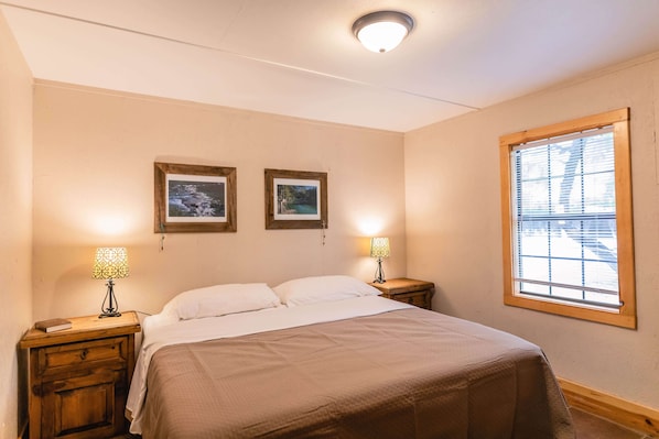 1 bedroom, WiFi, bed sheets