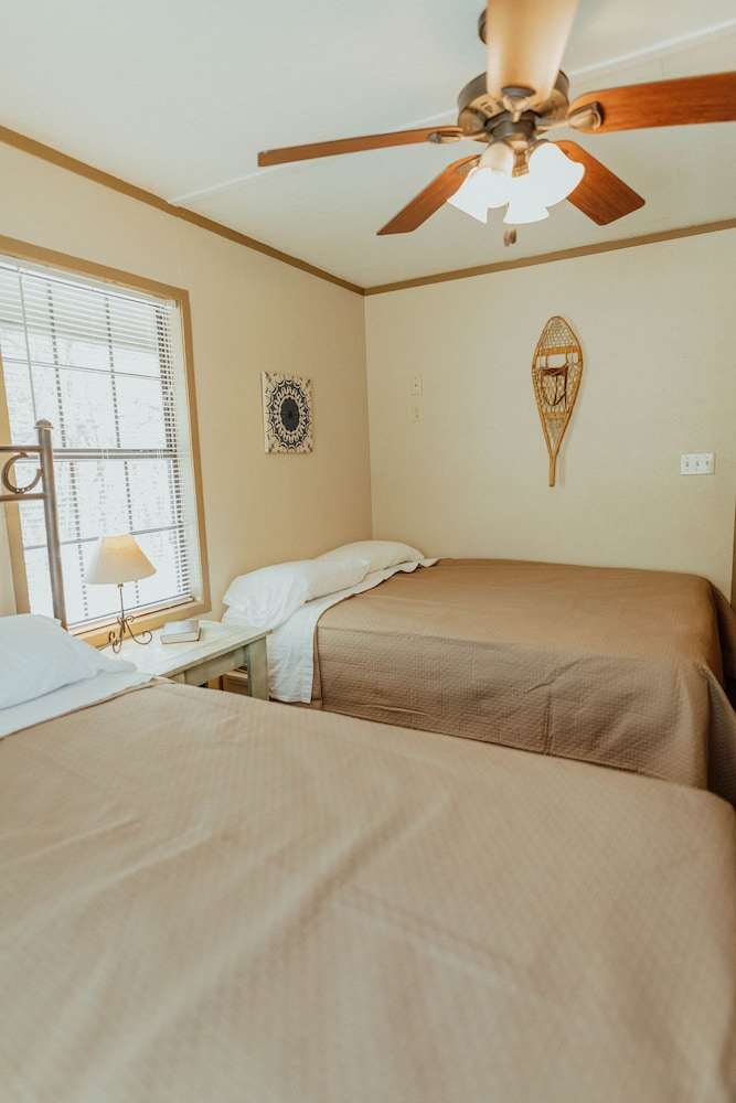 Frio Country Resort Within walking Distance to River! Concan Vrbo