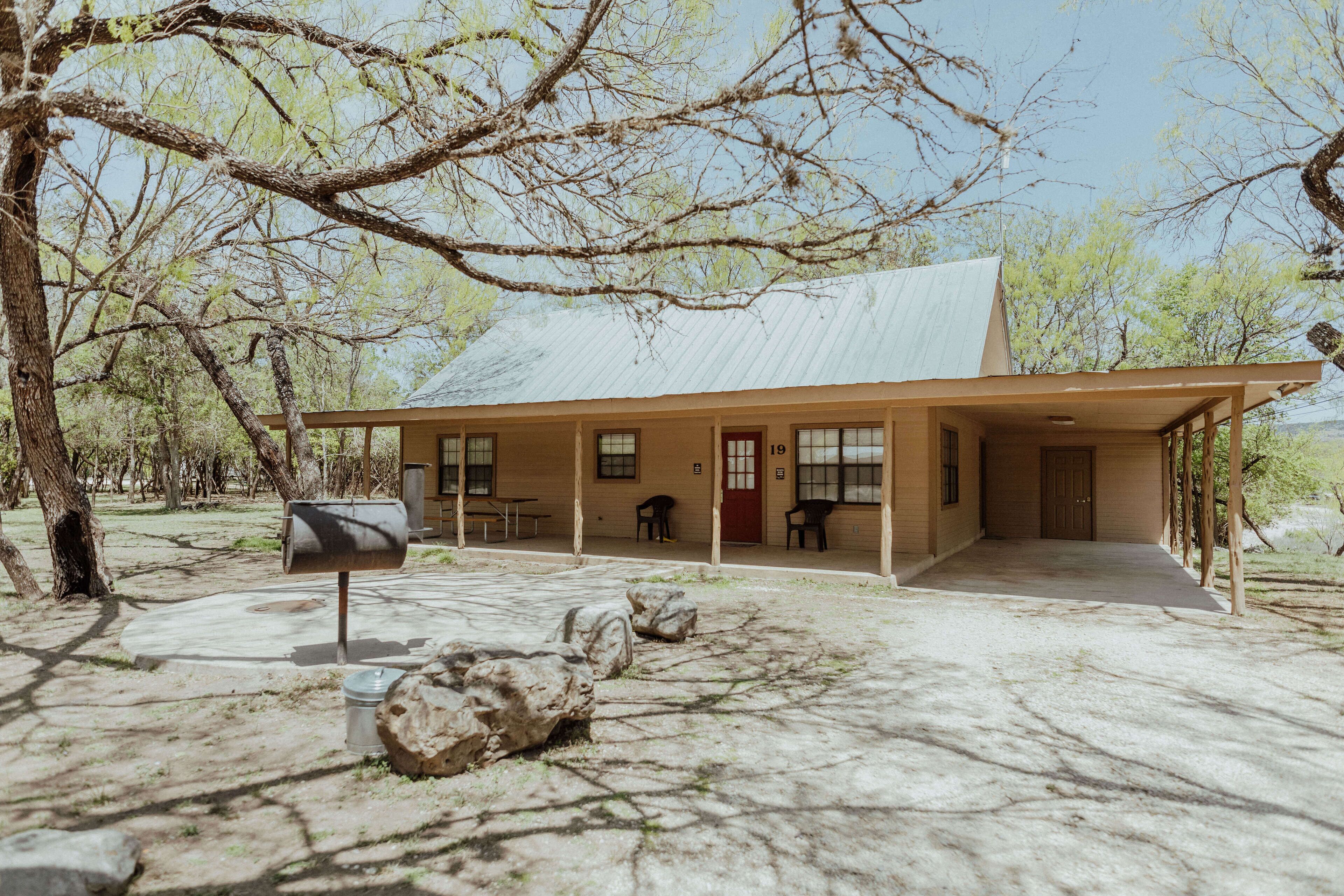 Frio Country Resort - Within walking Distance to River!
