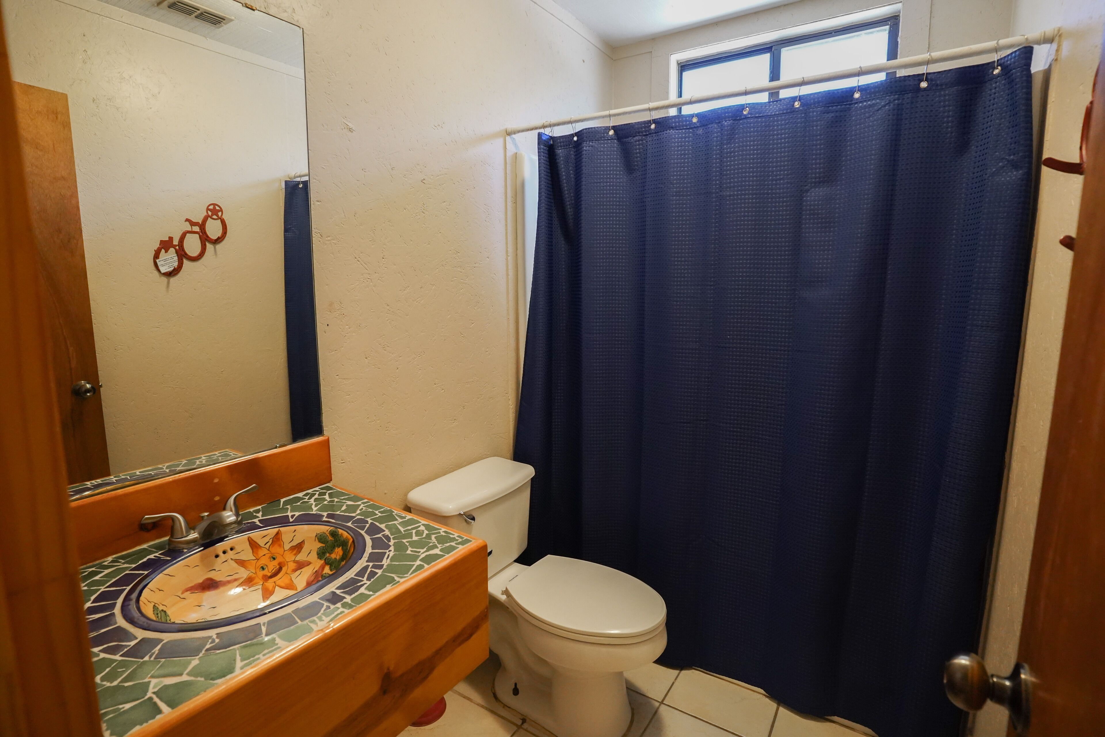 Frio Country Resort - Within walking Distance to River!