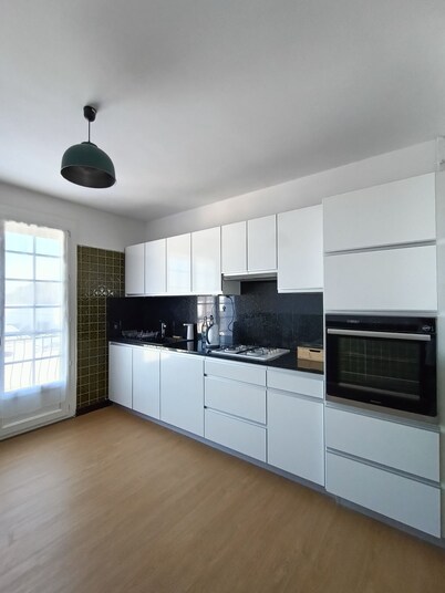 Apartment with large plot