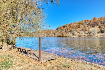 New River 3BR - Fishing, Kayaking, Hot tub, VT Game Weekends