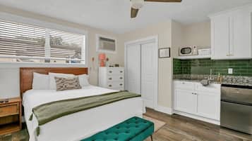 1 bedroom, iron/ironing board, travel crib, free WiFi