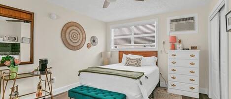 1 soverom, strykejern/-brett, reiseseng for barn og wi-fi (inkludert)