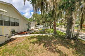 Property grounds - 2bd1b Apart DT Safety Harbor, FREE Wifi (Safety Harbor)