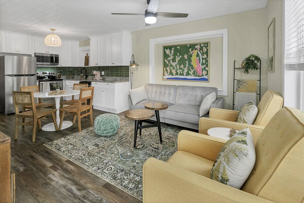 Safety Harbor Apartment