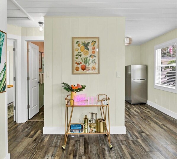 Interior - 2BR Bungalow • Walk Downtown SH Free WIFI (Safety Harbor)