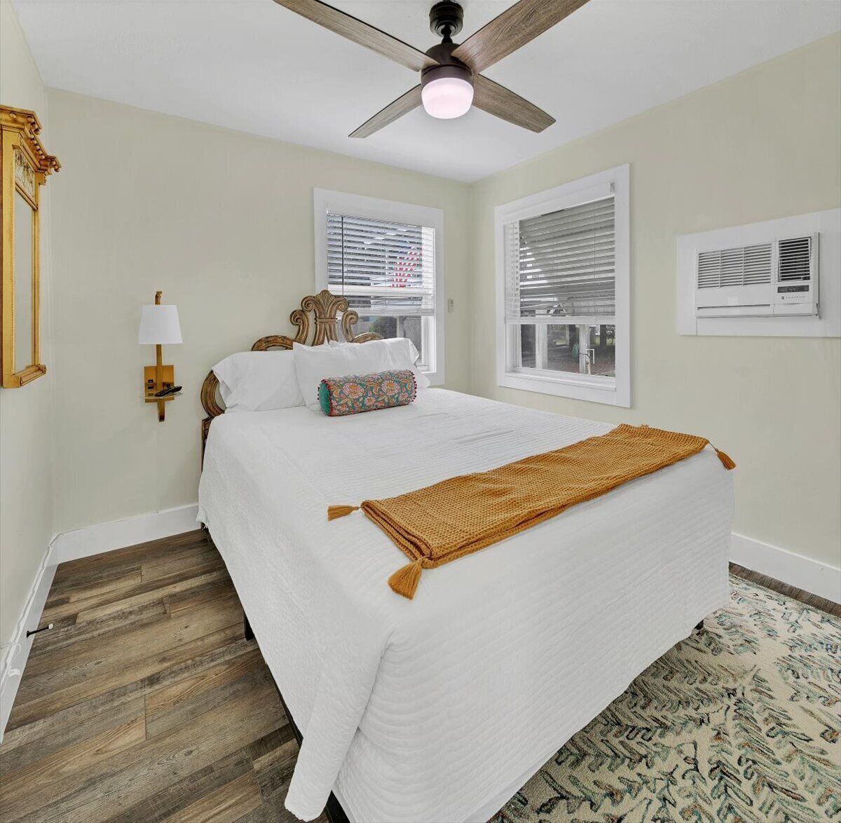 2 室のベッドルーム、アイロン / アイロン台、旅行用ベビーベッド、WiFi (無料)