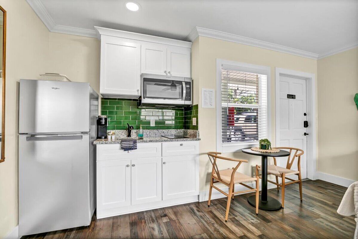 Fridge, microwave, coffee/tea maker, toaster