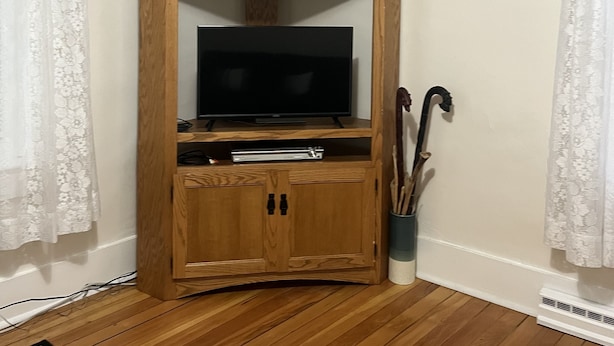 Unclassified image, 1 of 15, button - Comfortable home in the heart of the Keweenaw! (Mohawk)