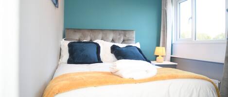House | 3 bedrooms, iron/ironing board, free WiFi, bed sheets