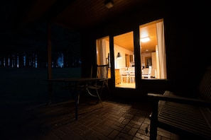 Hus - 2 soveværelser - terrasse | Terrasse/gårdhave