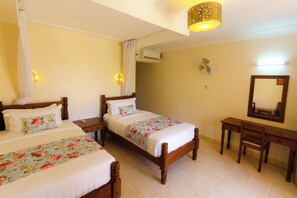Villa, 2 Bedrooms, Smoking, Balcony | 2 bedrooms
