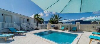 Le Bleu BNB Deluxe one bedroom studio