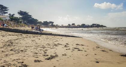 Nice home in Noirmoutier en l´ile with WiFi