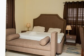 Luxury Duplex | Frette Italian sheets, premium bedding, Select Comfort beds - Peace De Luxe Limited (Loburo)