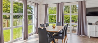 Lovely home in Krems II/Warderbrück