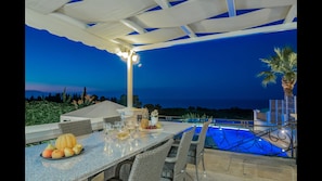Villa, 5 Bedrooms, Balcony, Garden View | Outdoor dining
