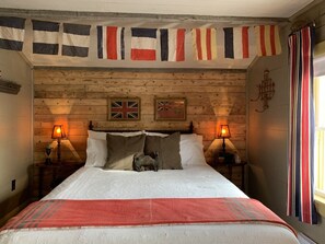 4 Schlafzimmer, Schreibtisch, Bügeleisen/Bügelbrett, Reisekinderbett