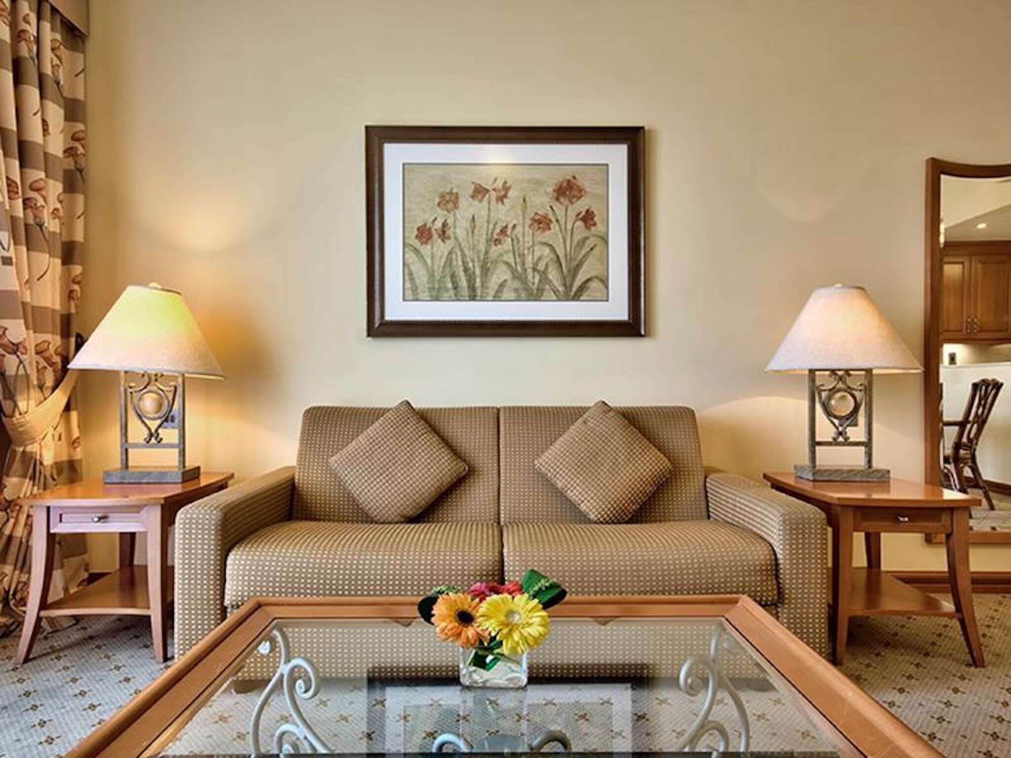 Apartment, 1 Bedroom, Accessible, Balcony | Living room