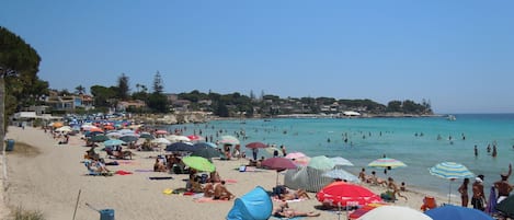 Villa, 3 chambres, fumeurs, patio | Plage