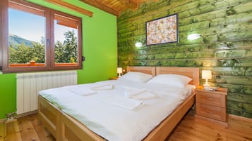 1 chambre, bureau, draps fournis