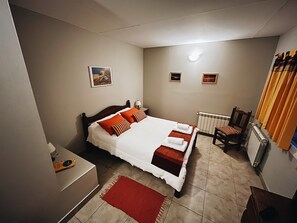 2 Schlafzimmer, schallisolierte Zimmer, kostenloses WLAN, Bettwäsche