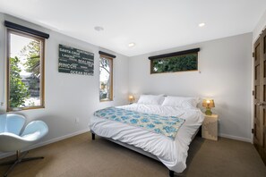 3 slaapkamers, een bureau, een strijkplank/strijkijzer, gratis wifi