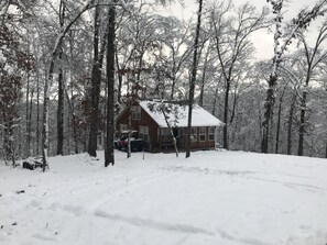 Exterior - Pruitt Mountaintop Cabin Rental (Marble Falls)
