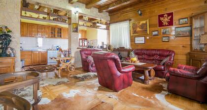 Hotel Gacka - Superior two bedroom cottage with balcony