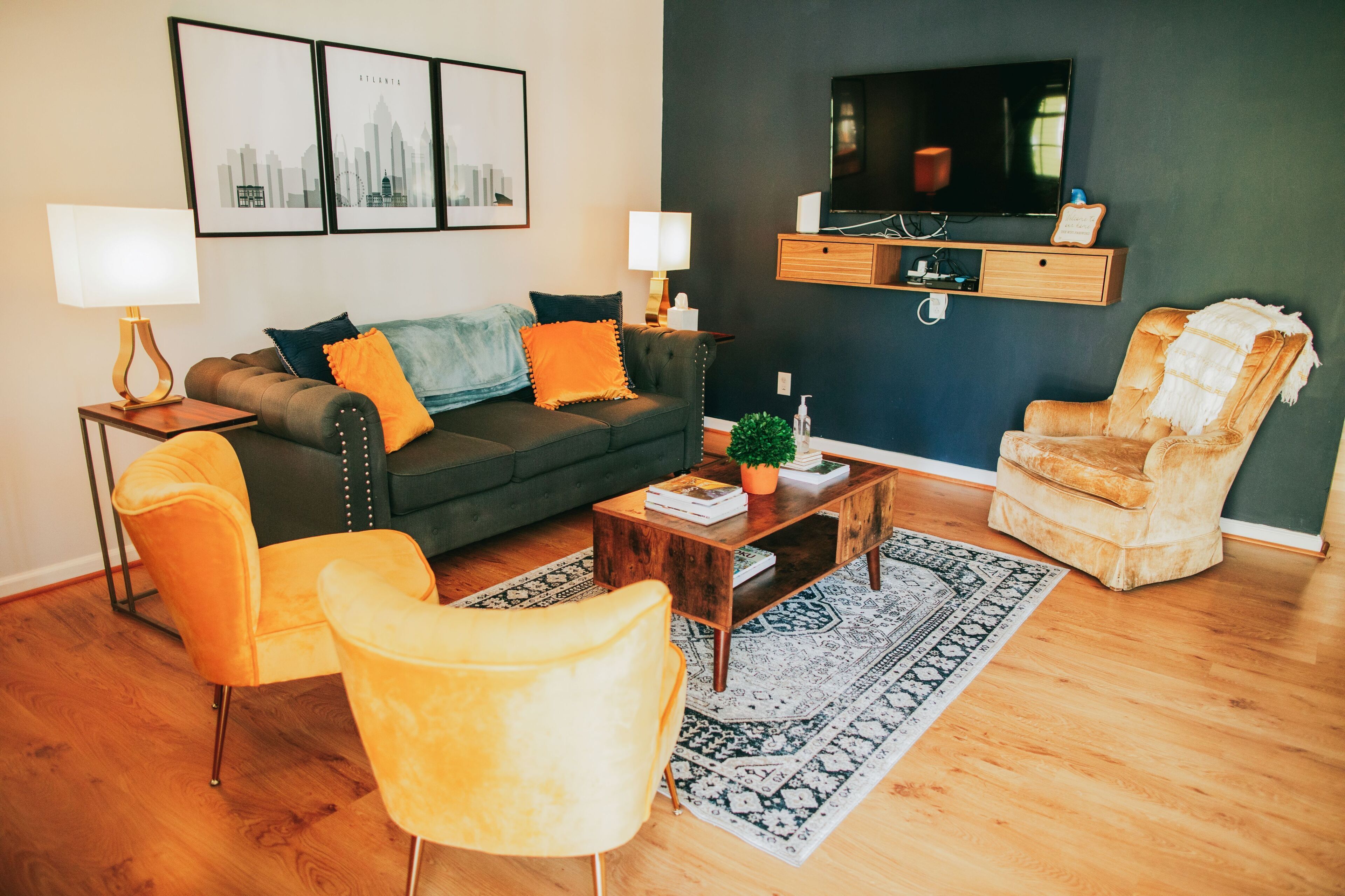 Fam-friendly home in ❤️ of ATL w/ private driveway