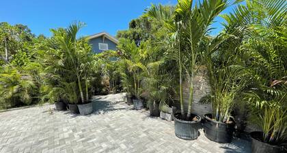 Paradise Privacy Cottage