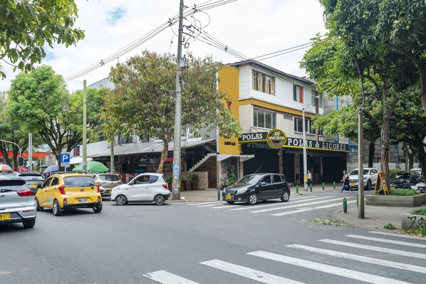 Front of property - Hotel Midas (Medellín)