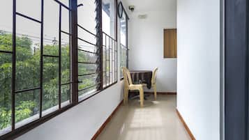 20-inch TV with cable channels