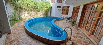 Hot Springs pool in historic Baños del Inca, 10 min. from Cajamarca, sleeps 12