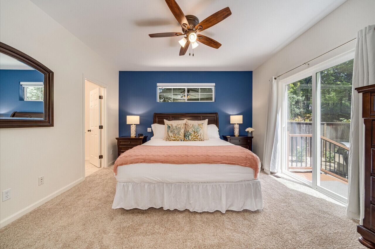 2 bedrooms, iron/ironing board, travel crib, free WiFi