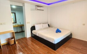 Habitación doble estándar | Wifi gratis y ropa de cama 