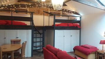 1 bedroom, iron/ironing board, WiFi, bed sheets