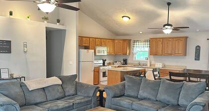 Spacious- SPIRE, GOTL, Wine Country, Beach