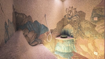 Hot tub, steam room, Turkish bath/hammam, body treatments, hydrotherapy